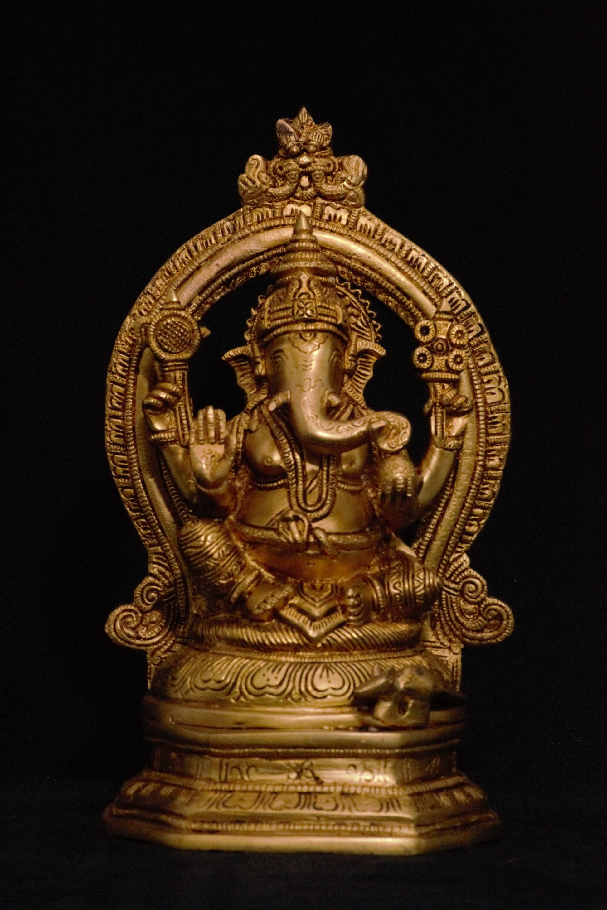 Auspicious Brass Ganapathi with Prabhavali - The Golden Heritage #